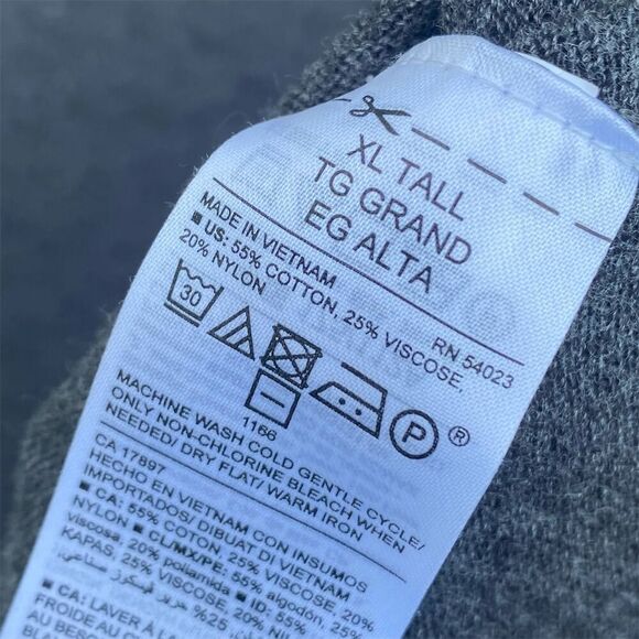 Old Navy Women's XL Tall Gray Sweater Heart Detail Scoop Neck Pullover - Picture 7 of 8